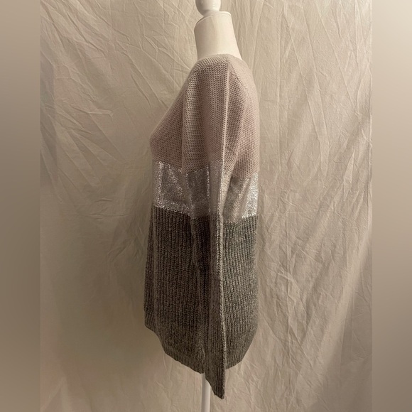 Venus Sweater Grey and Silver Metallic Size M - Picture 3 of 11
